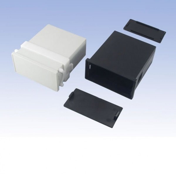 PT-120-01 36x72x85 mm (Düz Ön Panelli) Panel Tipi Kutular