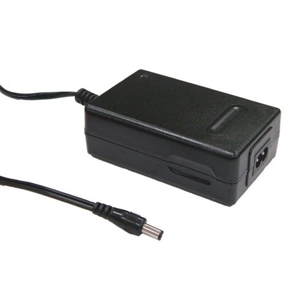 GC30B-2P1J 25W Adaptör Tip Akü Şarj Adaptörü